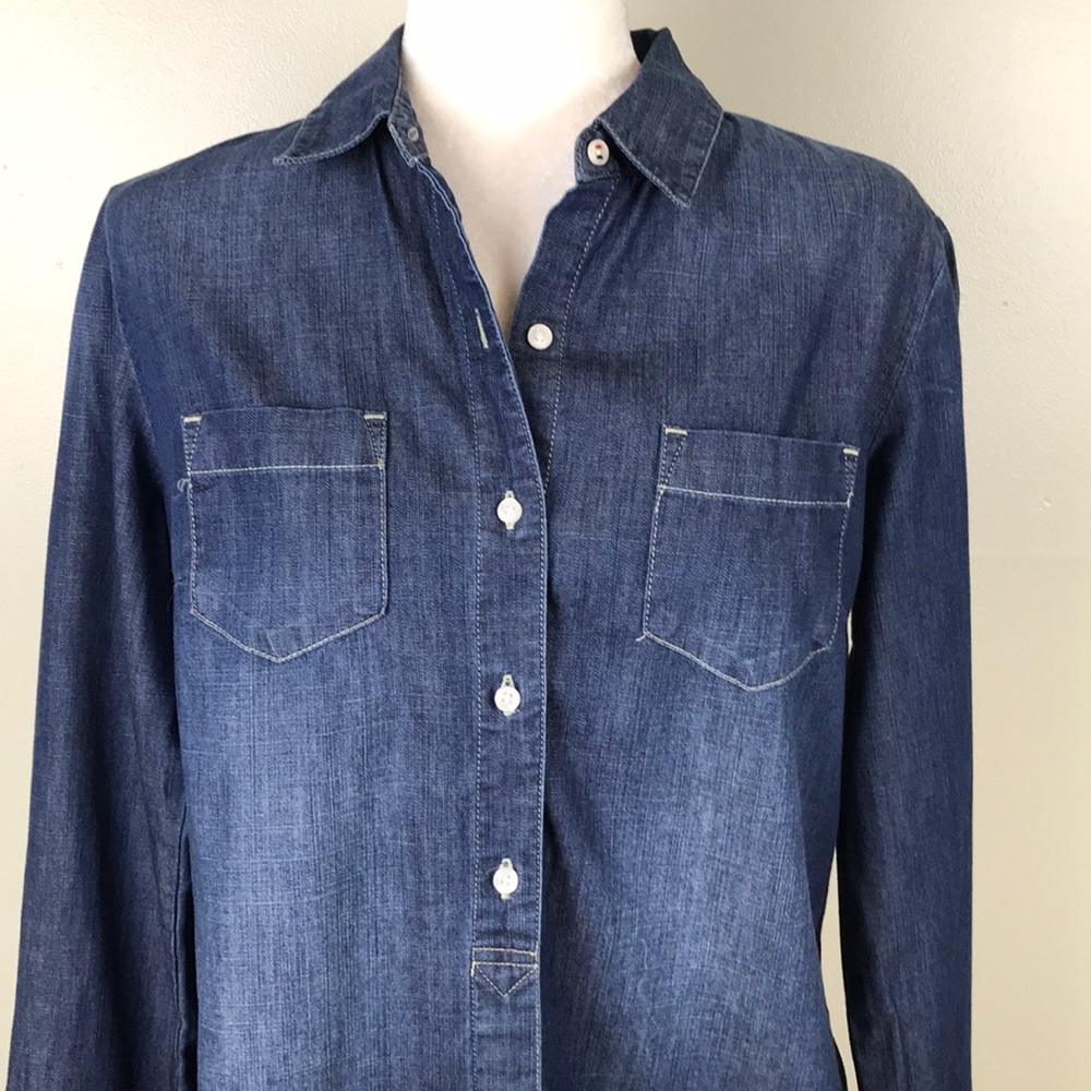 TOMMY HILFIGER Chambray Denim Button Front Shirt